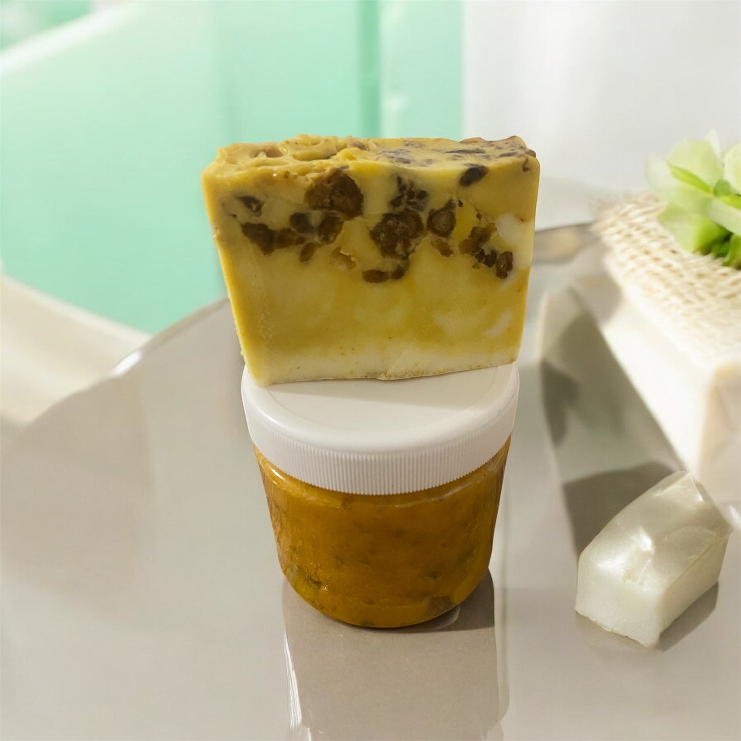 African Black soap w/ Turmeric Body Scrub