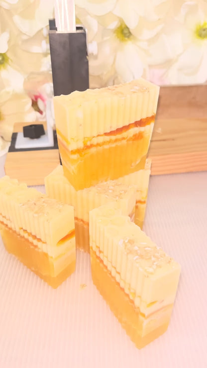Ginger, Oats with Carrot & Kojic Complexion Soap